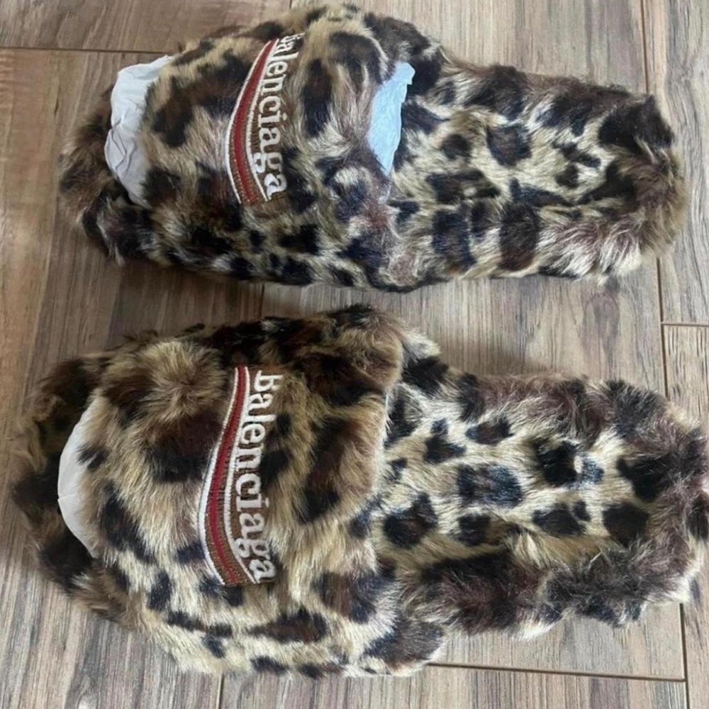 Balenciaga Leopard Cheetah Print Fur Open Mule /Slides Brand New Never Worn